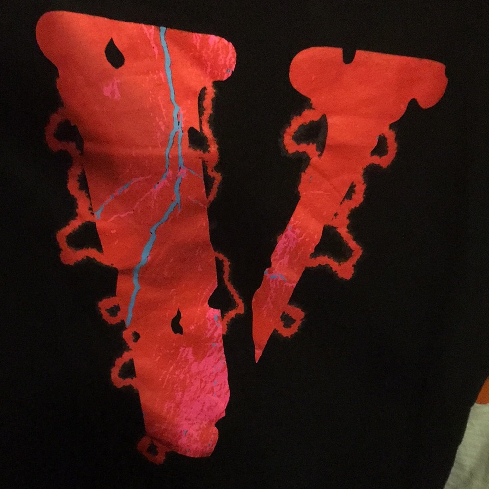 VLONE TEE
